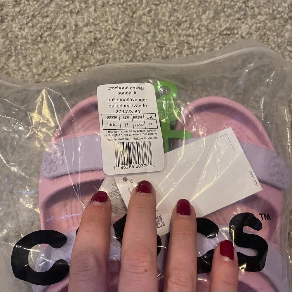 Crocs Crocband Cruiser Sandals NEW Sz 1 2 Purple Pink Open Toe Youth Kids Shoes